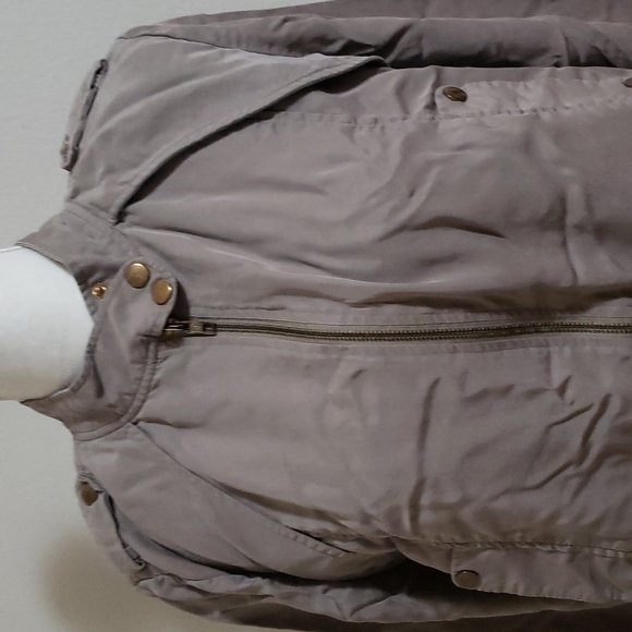 Daughters of the liberation khaki crop jacket size L - Picture 3 of 8